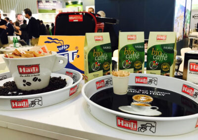 Esposizione di caffè biologico e tradizionale Hait.